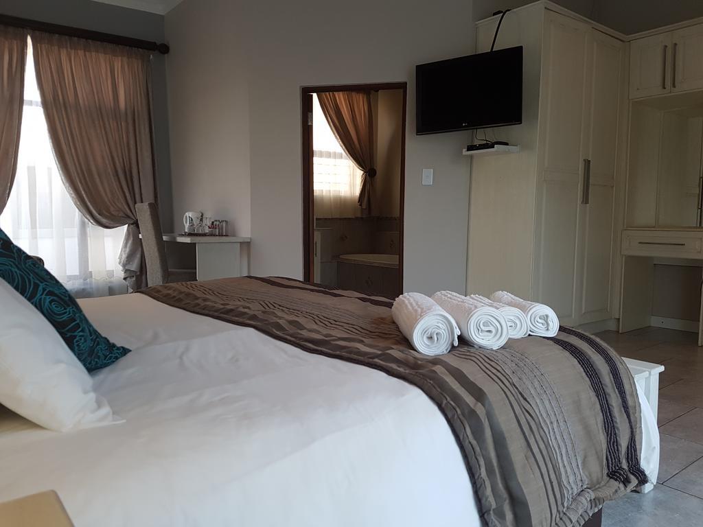 Summerset Place Country House Бела-Бела Номер фото